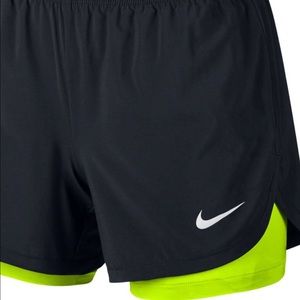 Women’s Nike Dri Fit 2 in 1 shorts